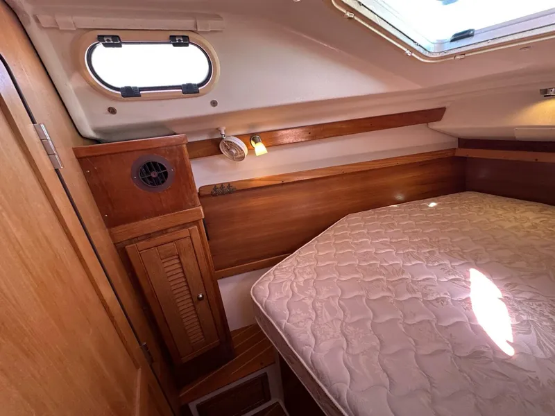 Slide: The Image of Catalina 350 2005 - 5545853