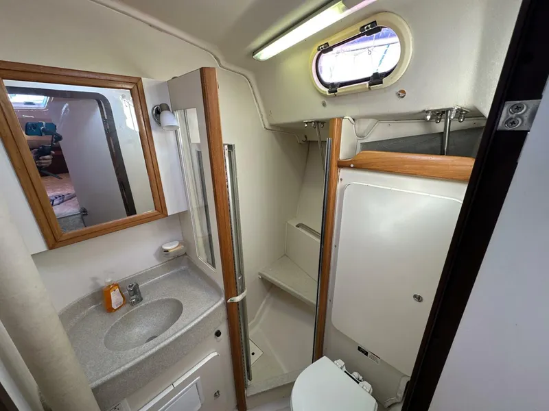 Slide: The Image of Catalina 350 2005 - 5545860