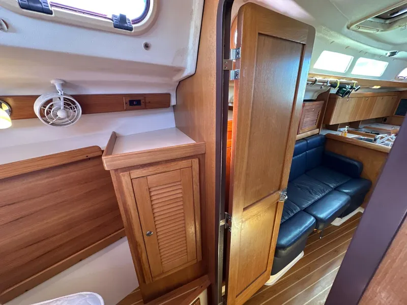 Slide: The Image of Catalina 350 2005 - 5545869