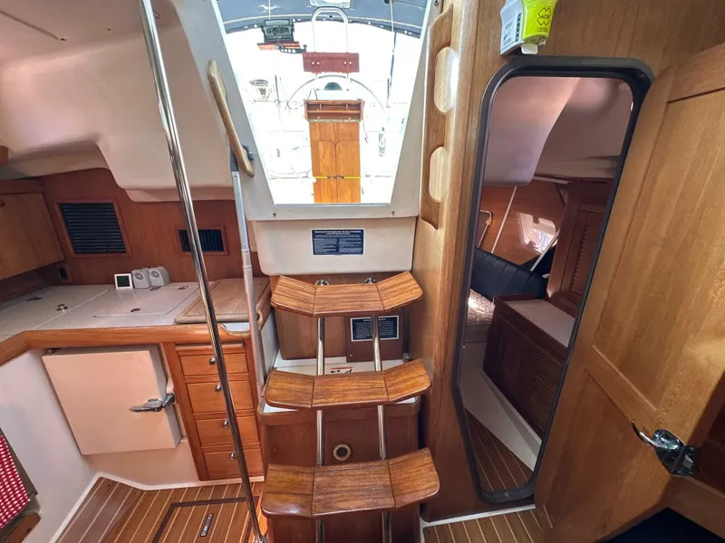 Slide: The Image of Catalina 350 2005 - 5545880