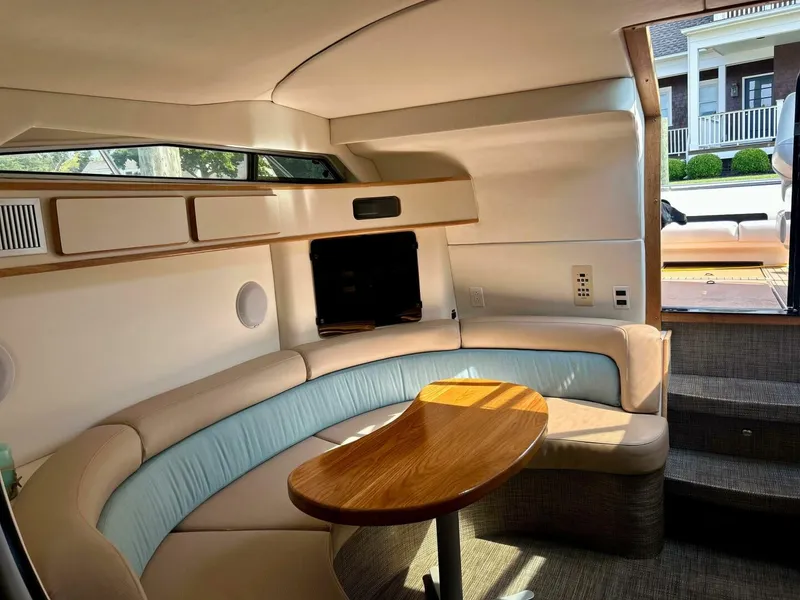 Slide: The Image of Sea Ray 400 Express Cruiser 1992 - 5545890