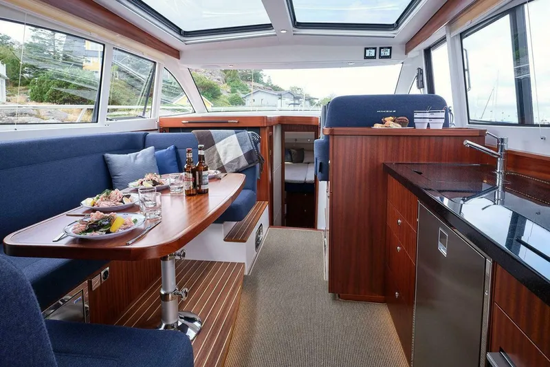 Slide: The Image of Nimbus 405 Coupé 2025 - 5552921