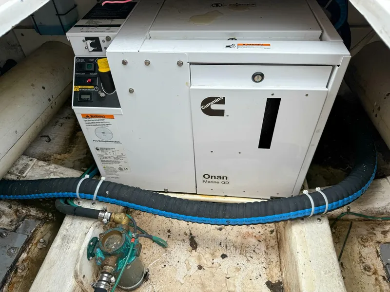 Slide: The Image of Legacy 34 Express Twin Jet 2002 - 5547797