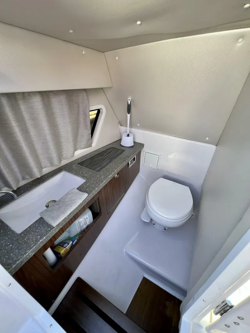 Slide: The Image of Four Winns H290 2019 - 5546960