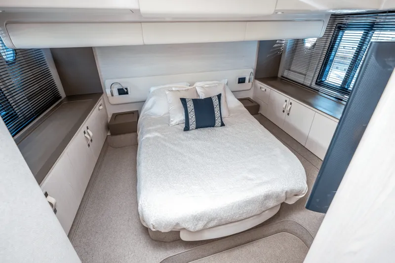 Slide: The Image of Azimut 50 FLYBRIDGE 2017 - 5649243