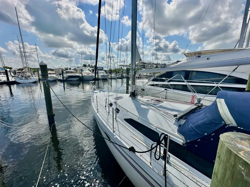 Slide: The Image of Catalina 36 2005 - 5547227