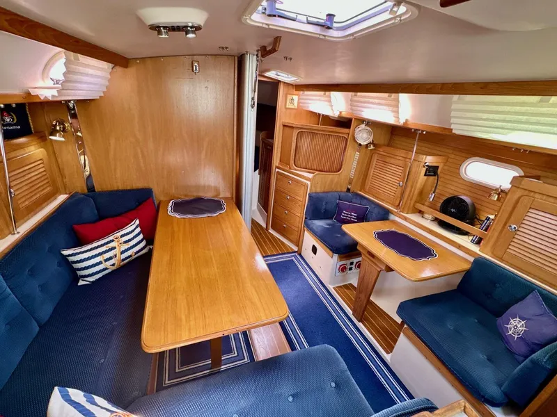 Slide: The Image of Catalina 36 2005 - 5547259