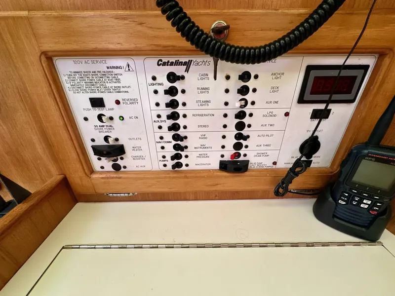 Slide: The Image of Catalina 36 2005 - 5547262