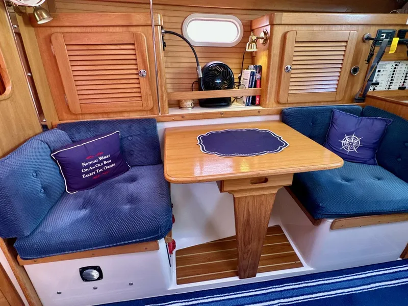 Slide: The Image of Catalina 36 2005 - 5547268