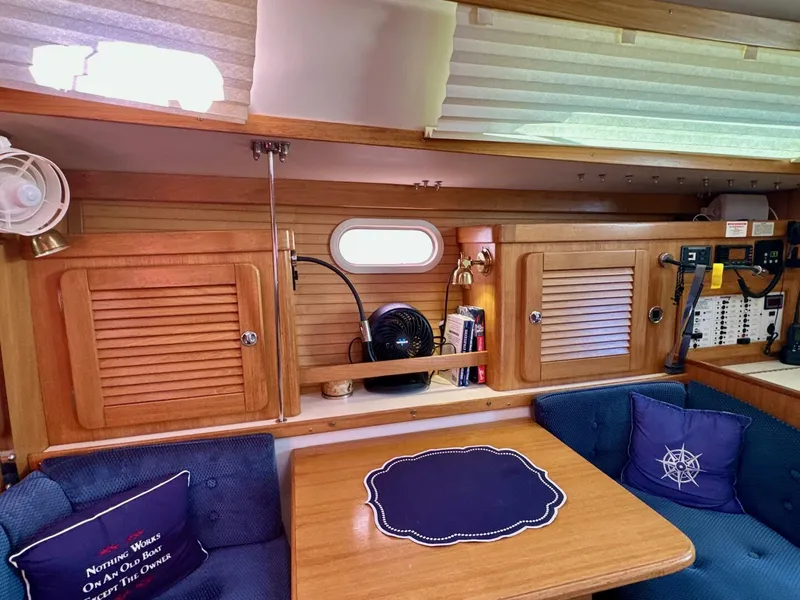 Slide: The Image of Catalina 36 2005 - 5547269