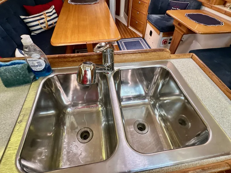 Slide: The Image of Catalina 36 2005 - 5547275