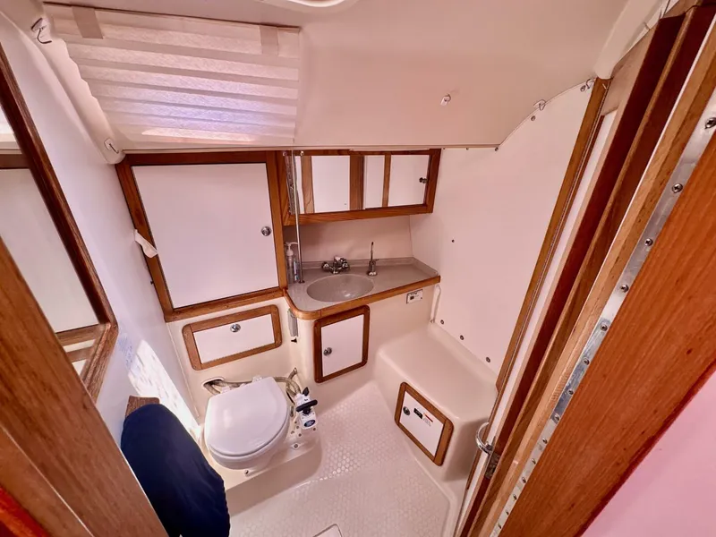 Slide: The Image of Catalina 36 2005 - 5547289