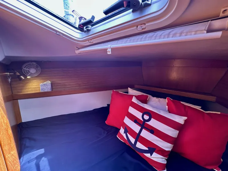 Slide: The Image of Catalina 36 2005 - 5547295