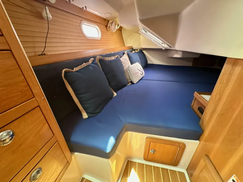 Slide: The Image of Catalina 36 2005 - 5547299