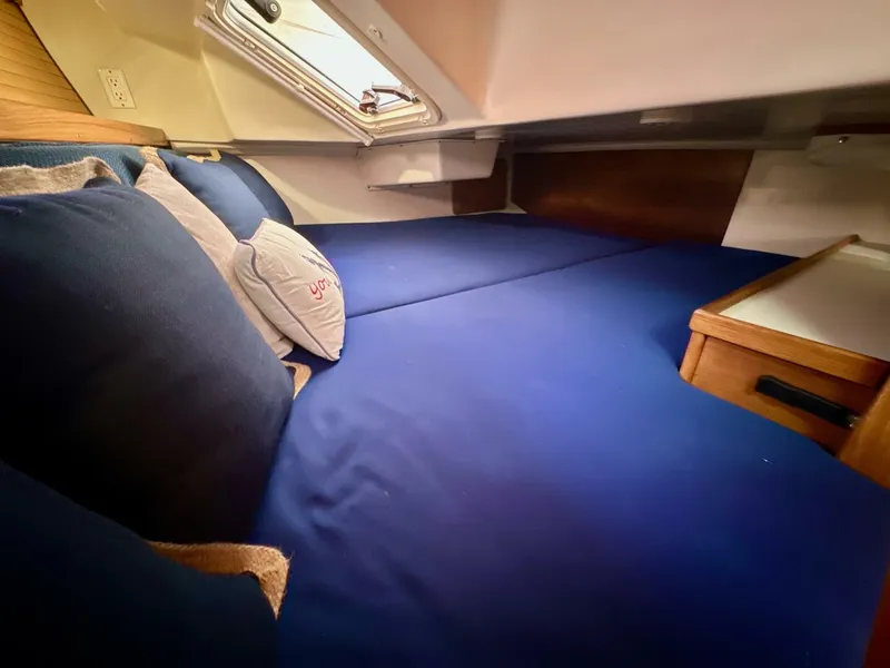 Slide: The Image of Catalina 36 2005 - 5547300