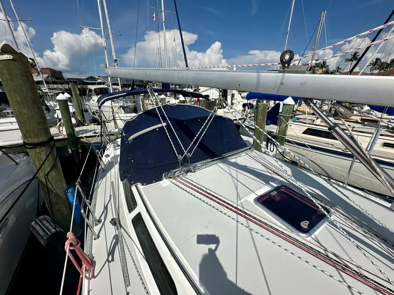 Slide: The Image of Catalina 36 2005 - 5547215