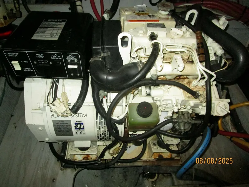 Slide: The Image of 39' Silverton generator - 5547541