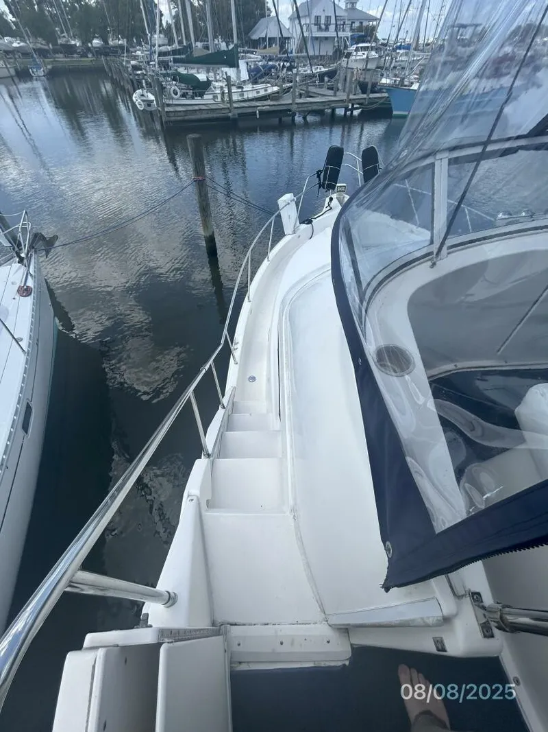 Slide: The Image of 39' Silverton port side deck1 - 5547555