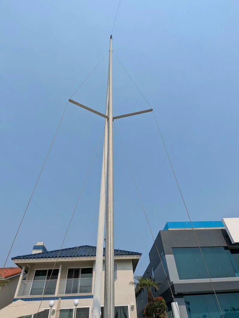 Slide: The Image of Mast + RIg - 5547629