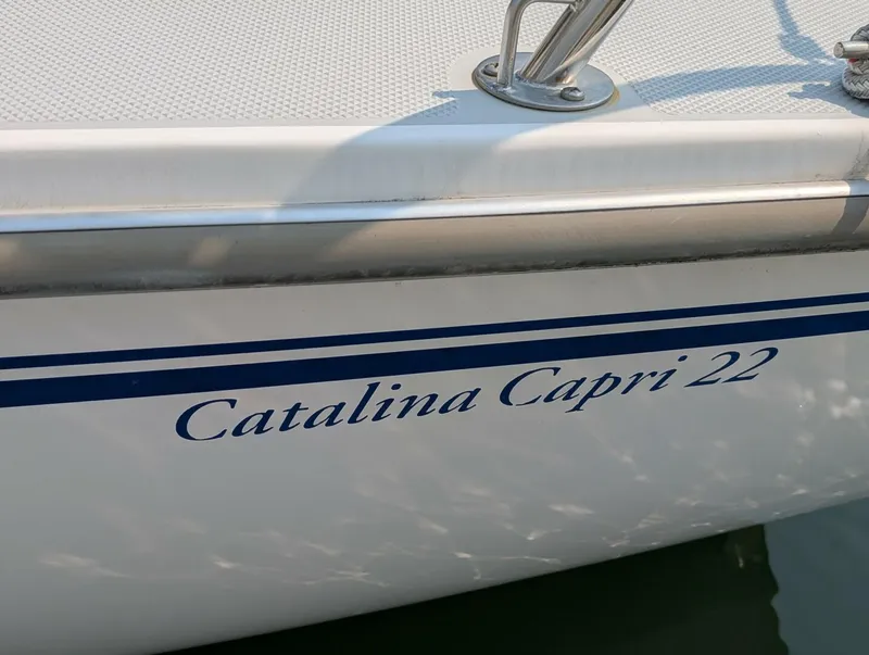 Slide: The Image of Catalina Capri 22 - 5547618