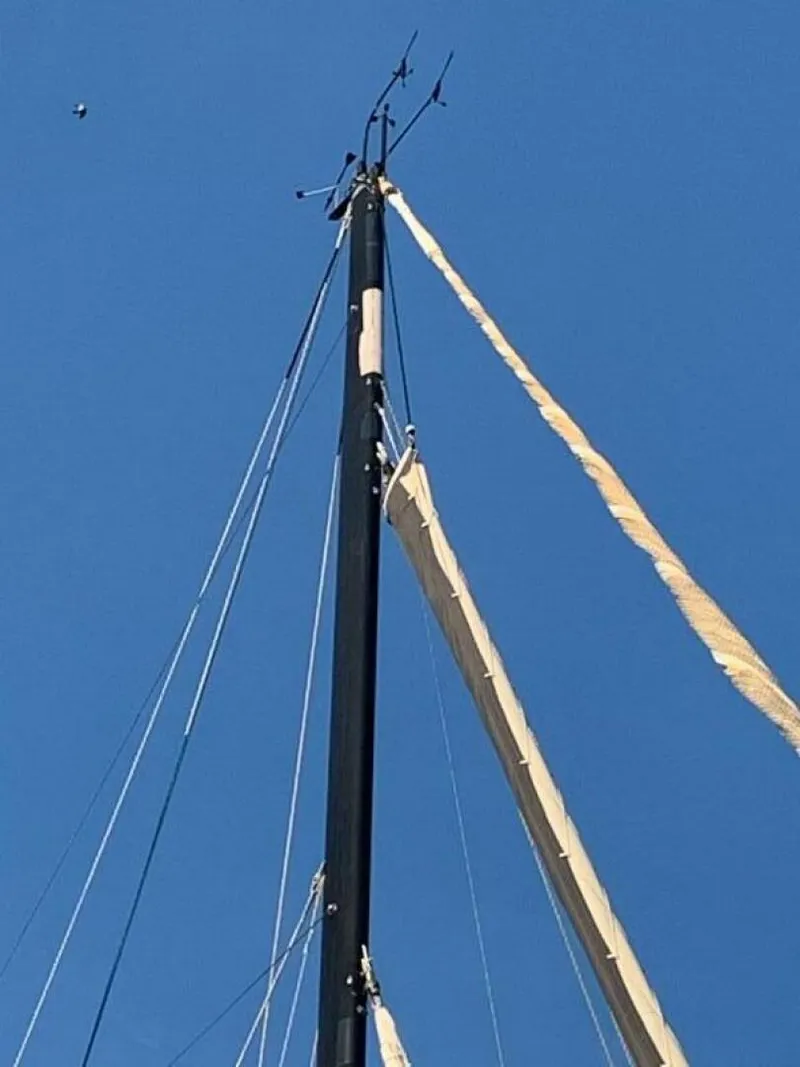 Slide: The Image of Class 40 Akilaria RC2 offshore racing sailboat 2009 - 5558230