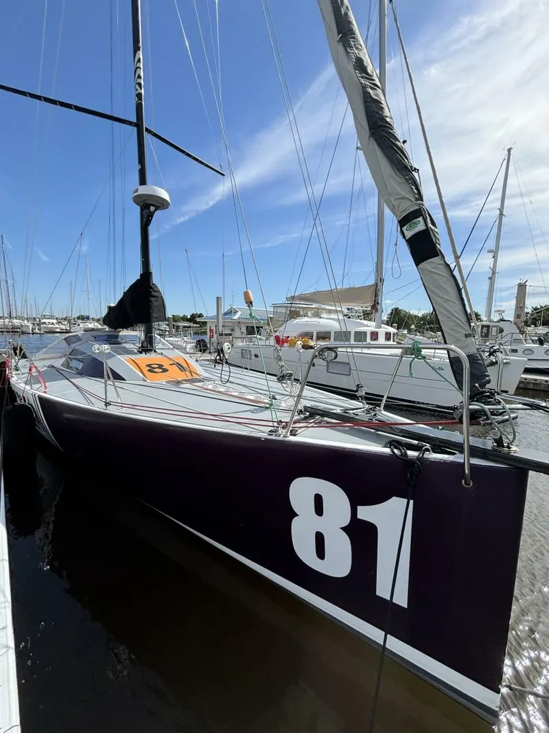 Slide: The Image of Class 40 Akilaria RC2 offshore racing sailboat 2009 - 5558244