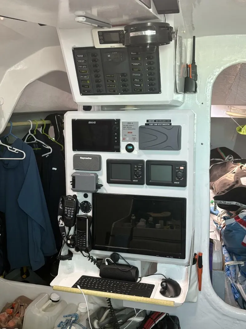 Slide: The Image of Class 40 Akilaria RC2 offshore racing sailboat 2009 - 5558259