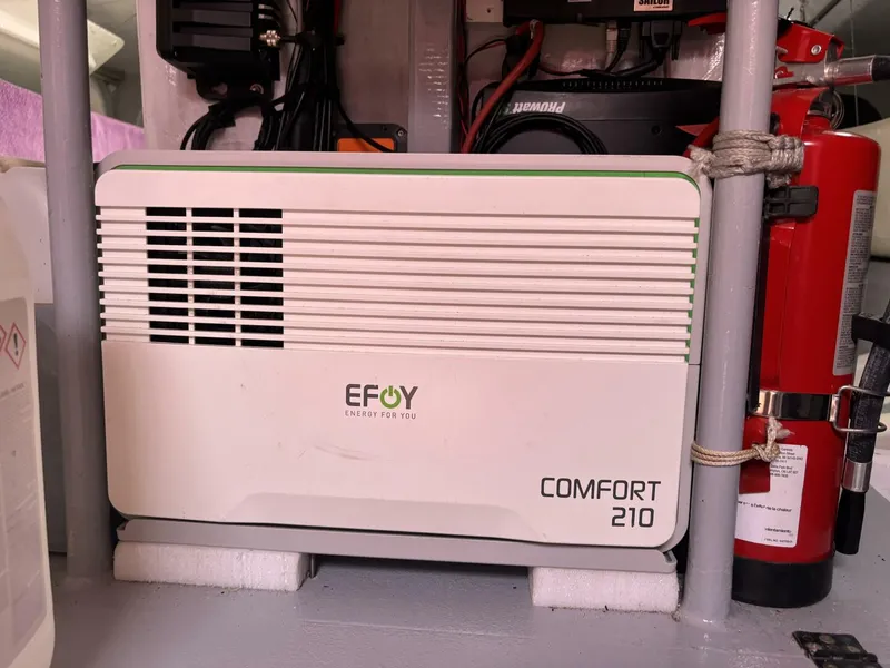 Slide: The Image of Class 40 Akilaria RC2 offshore racing sailboat 2009 - 5558222