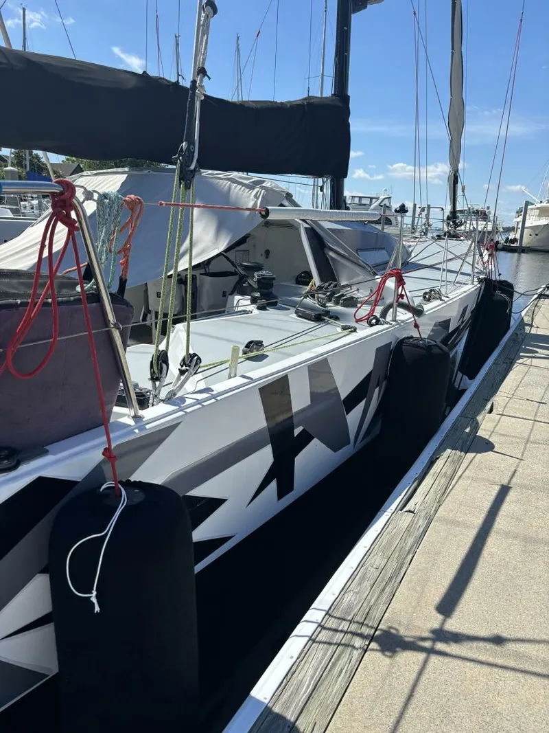 Slide: The Image of Class 40 Akilaria RC2 offshore racing sailboat 2009 - 5558331