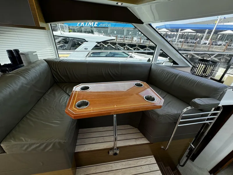 Slide: The Image of Cruisers Yachts 45 Cantius 2014 - 5548073