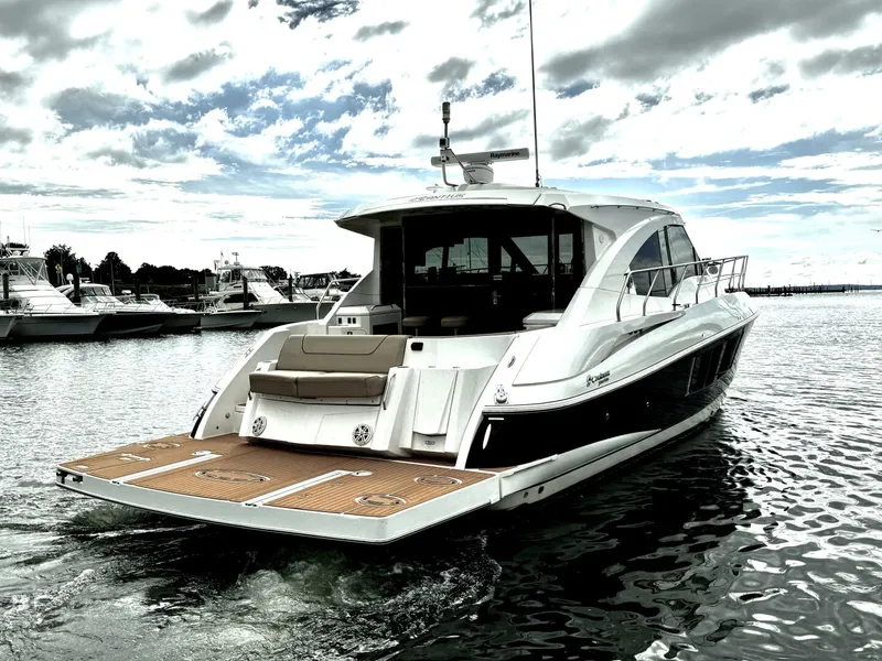Slide: The Image of Cruisers Yachts 45 Cantius 2014 - 5548060
