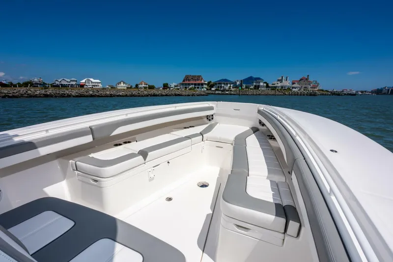 Slide: The Image of 2022 Regulator 31 Dave 101 - 5552331