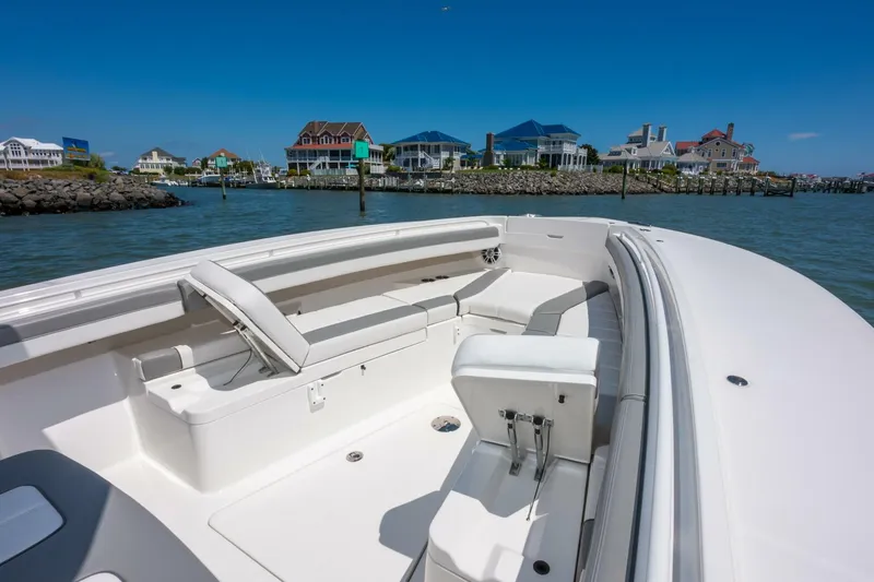 Slide: The Image of 2022 Regulator 31 Dave 102 - 5552332