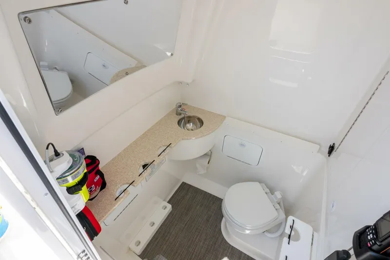 Slide: The Image of 2022 Regulator 31 Dave 103 - 5552333