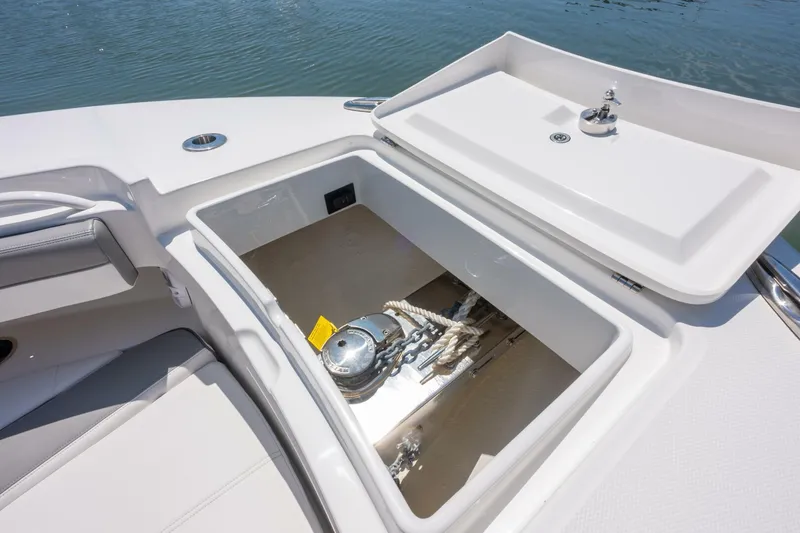 Slide: The Image of 2022 Regulator 31 Dave 107 - 5552337