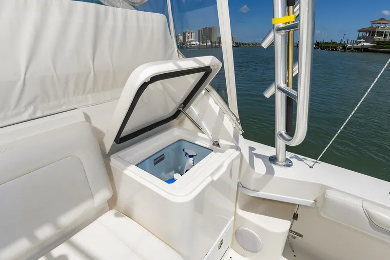 Slide: The Image of Albemarle 360 Express Fisherman 2019 - 5585485