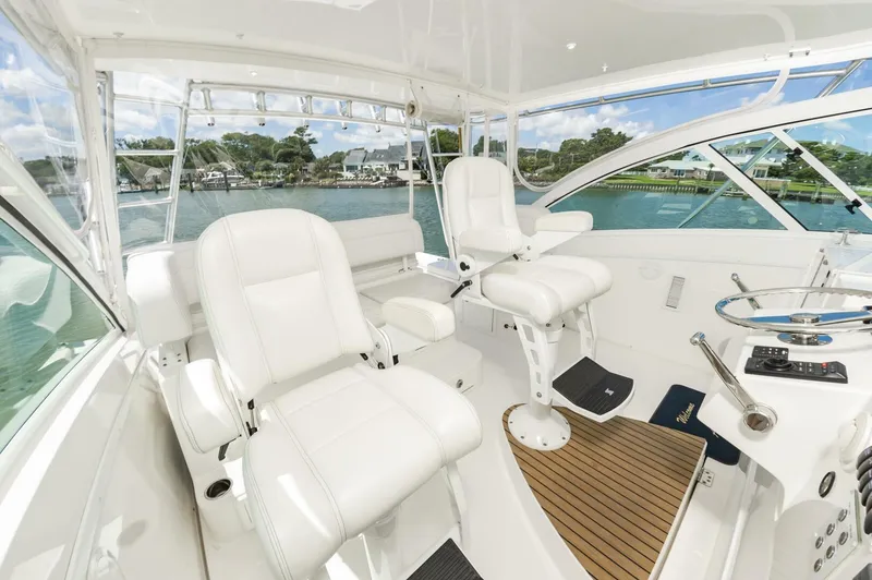 Slide: The Image of Albemarle 360 Express Fisherman 2019 - 5585438