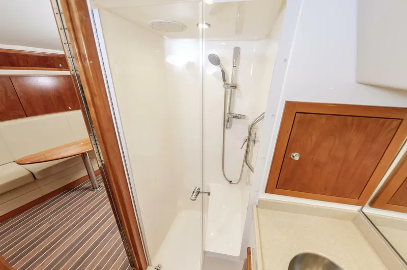 Slide: The Image of Albemarle 360 Express Fisherman 2019 - 5585412