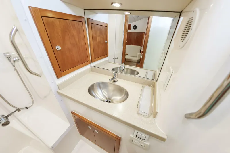 Slide: The Image of Albemarle 360 Express Fisherman 2019 - 5585411