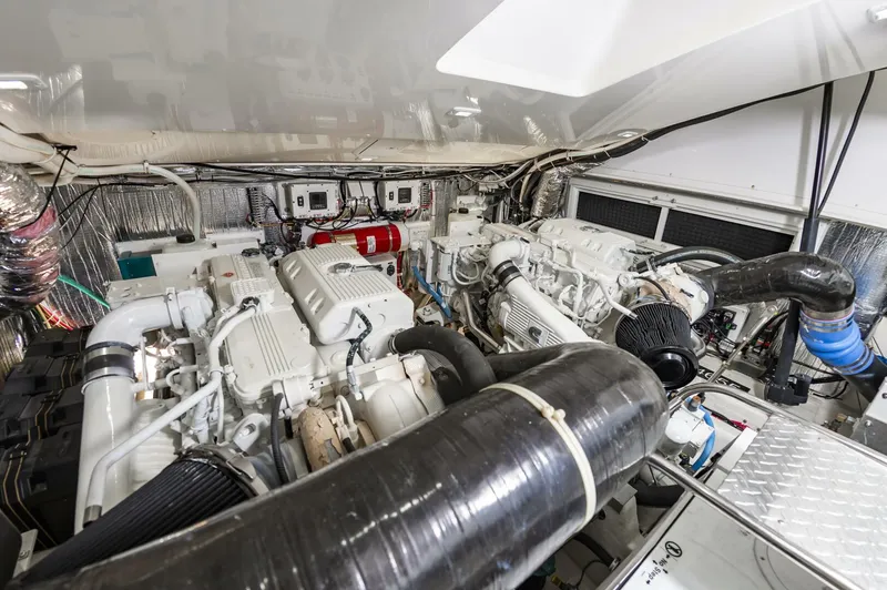 Slide: The Image of Albemarle 360 Express Fisherman 2019 - 5585415