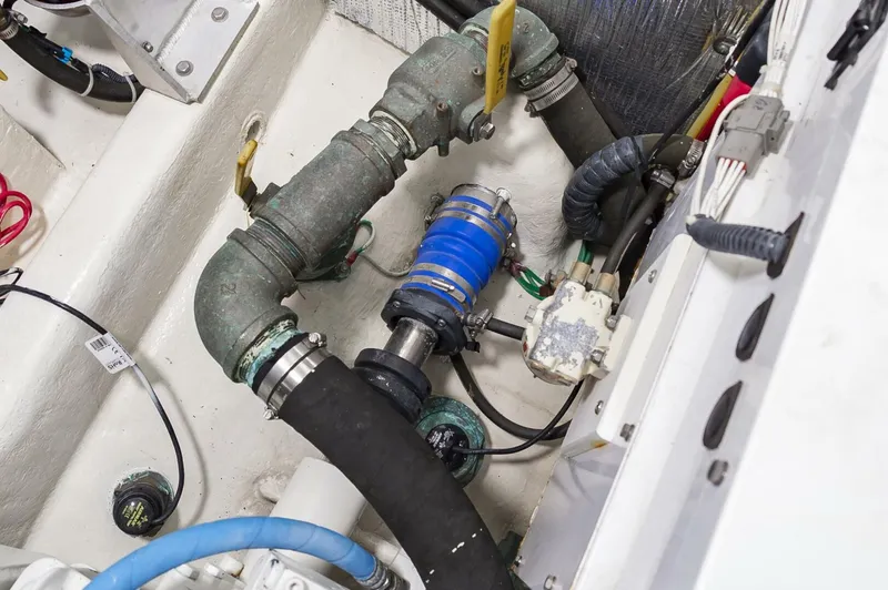 Slide: The Image of Albemarle 360 Express Fisherman 2019 - 5585417