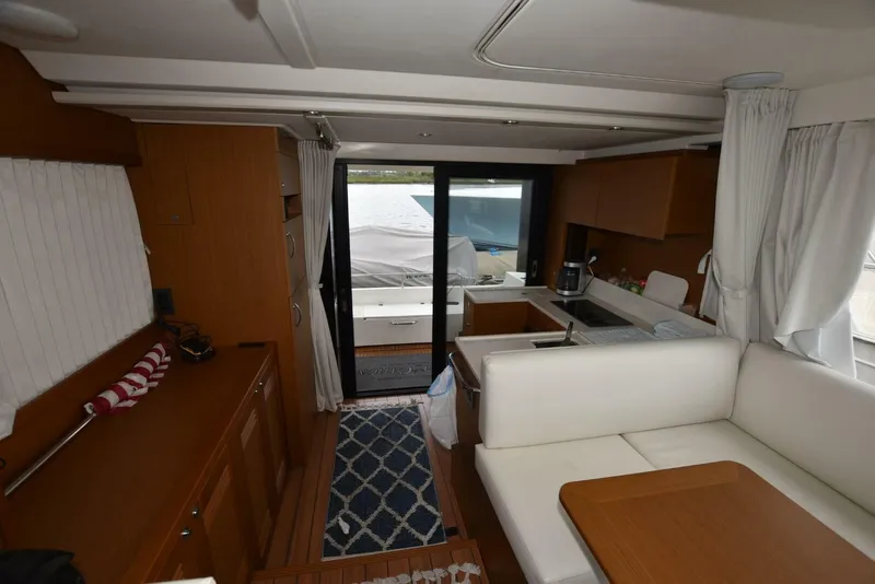 Slide: The Image of Beneteau Swift Trawler 41 Fly 2023 - 5564219