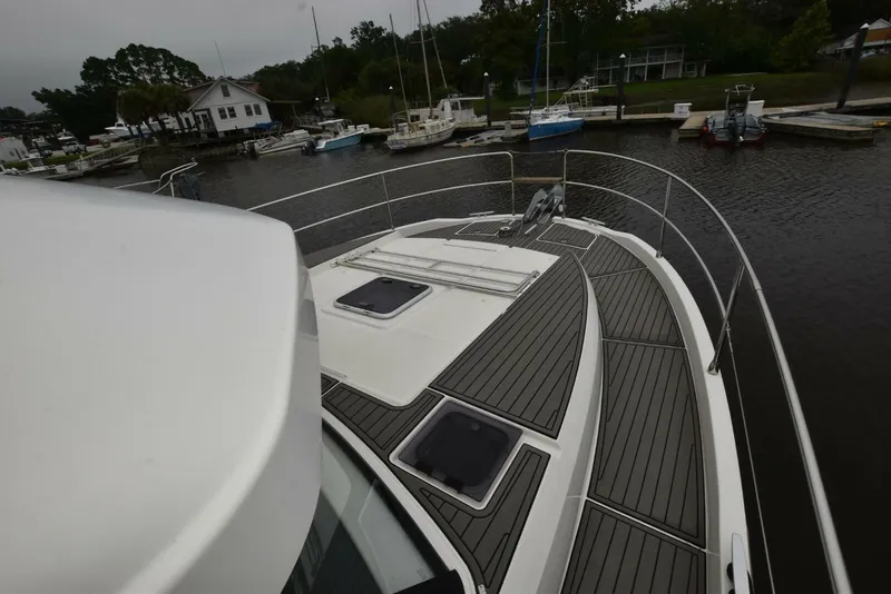 Slide: The Image of Beneteau Swift Trawler 41 Fly 2023 - 5564237