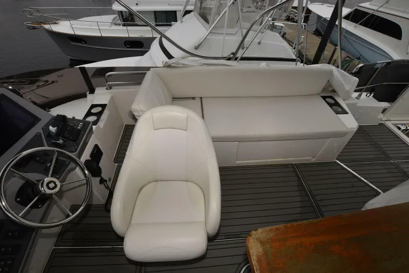 Slide: The Image of Beneteau Swift Trawler 41 Fly 2023 - 5564242