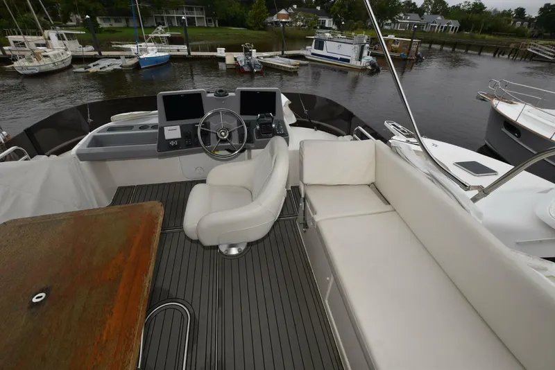 Slide: The Image of Beneteau Swift Trawler 41 Fly 2023 - 5564243