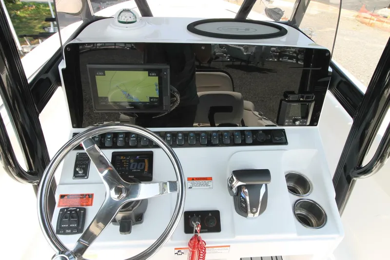 Slide: The Image of Sea Hunt Ultra 229 2021 - 5549044