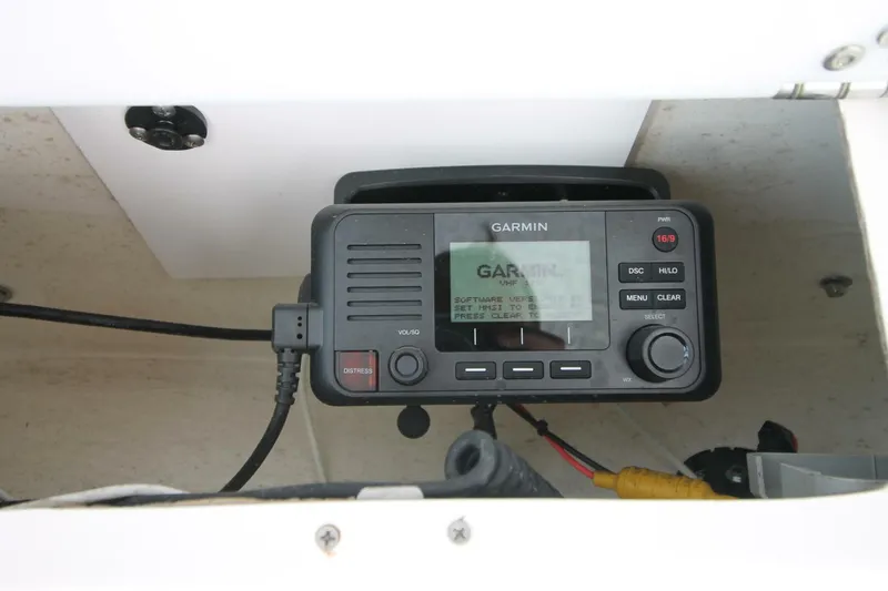 Slide: The Image of Sea Hunt Ultra 229 2021 - 5549046