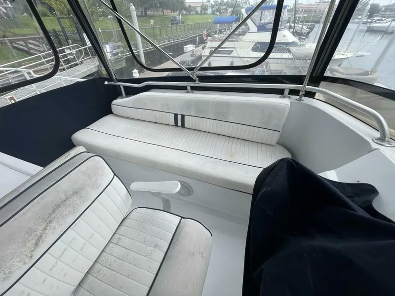 Slide: The Image of Mainship 350 Trawler 1997 - 5549026