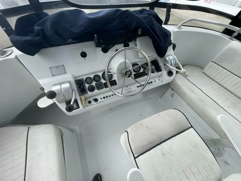 Slide: The Image of Mainship 350 Trawler 1997 - 5549030