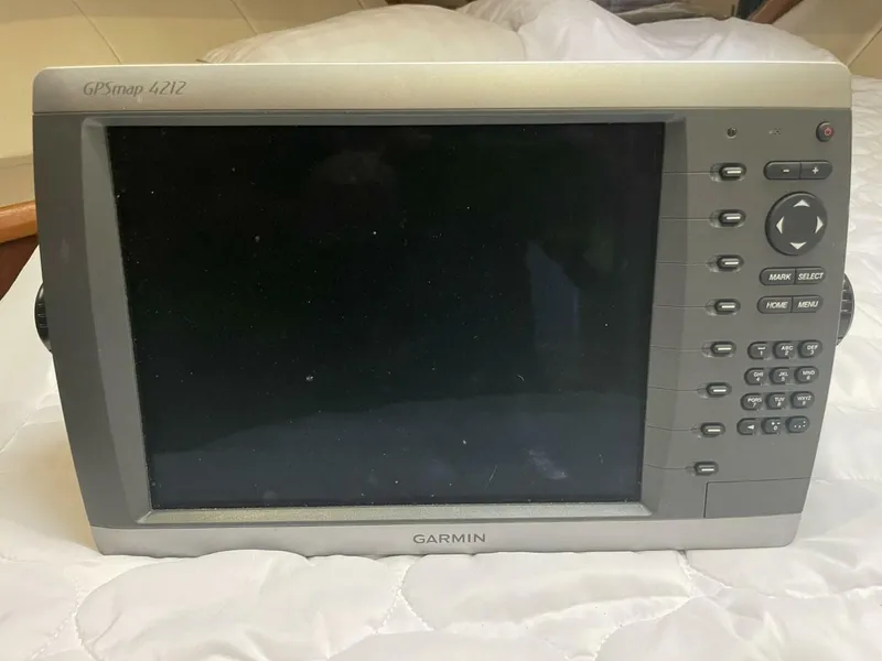 Slide: The Image of Mainship 350 Trawler 1997 - 5549038